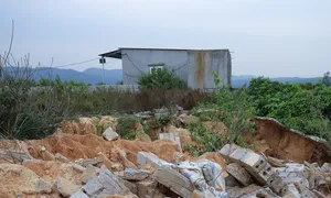 Nhà xây trái phép trên đất quy hoạch treo Nhà xây trái phép trên đất quy hoạch treo
