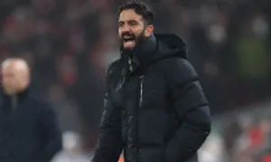 Amorim: 'Man Utd cần chuyển nhượng khôn ngoan hơn' Amorim: 'Man Utd cần chuyển nhượng khôn ngoan hơn'