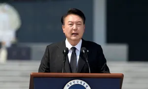 Tổng thống Hàn Quốc được tăng lương trong lúc bị luận tội Tổng thống Hàn Quốc được tăng lương trong lúc bị luận tội